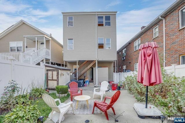 92 Bloomfield Avenue, Paterson, NJ 07503