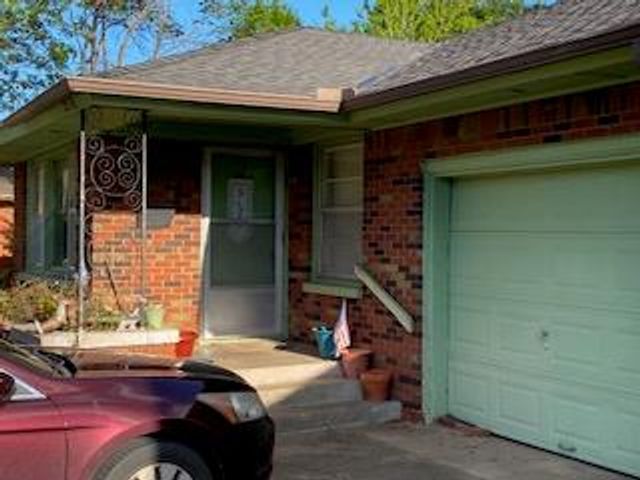 2520 Kings Way, The Village, OK 73120