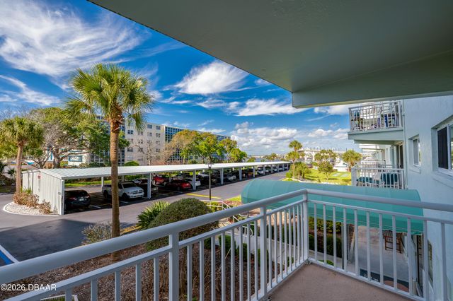 100 Silver Beach Ave Apt 308, Daytona Beach, FL 32118