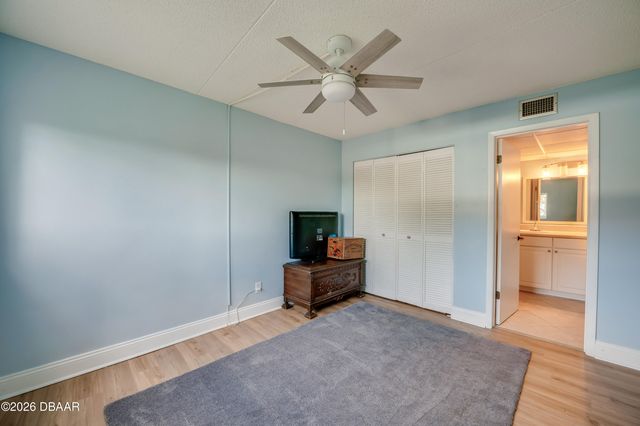 100 Silver Beach Ave Apt 308, Daytona Beach, FL 32118