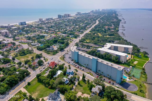 100 Silver Beach Ave Apt 308, Daytona Beach, FL 32118