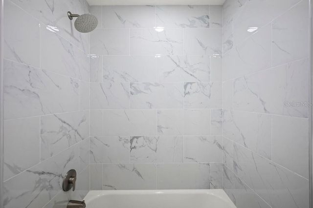 5925 HILLTOP LANE W, Lakeland, FL 33809