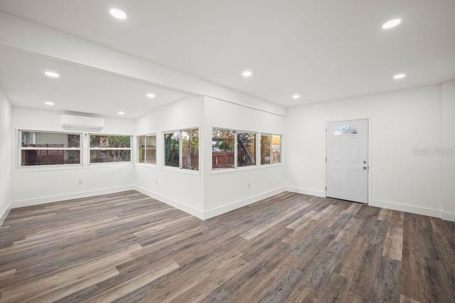 5925 HILLTOP LANE W, Lakeland, FL 33809