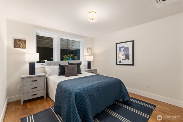 1427 Woodrow Place E, Seattle, WA 98112