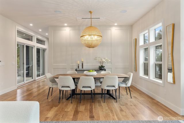 1427 Woodrow Place E, Seattle, WA 98112