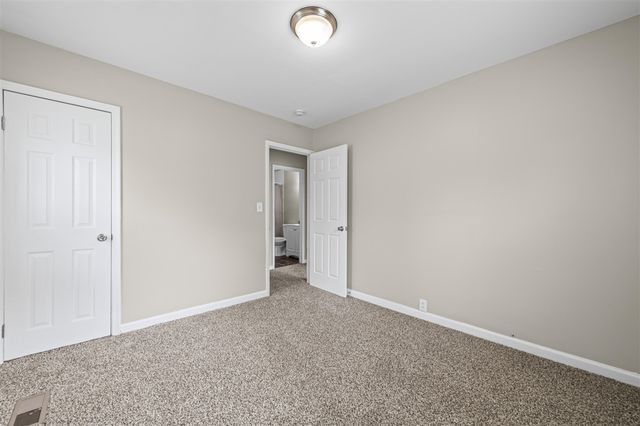20480 Mada Avenue, Southfield, MI 48075