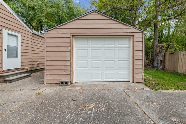 20480 Mada Avenue, Southfield, MI 48075