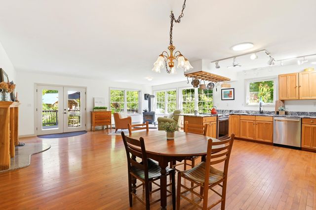 94 Prescott Road, Pittsfield, NH 03263
