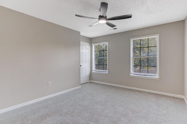 7801 AUTUMN CREEK DR, Memphis, TN 38018