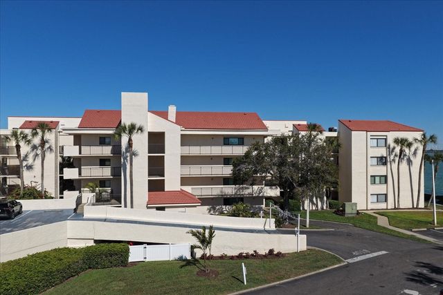 5541 LA PUERTA DEL SOL BOULEVARD S 317, St Petersburg, FL 33715