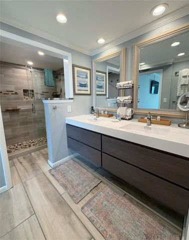 5541 LA PUERTA DEL SOL BOULEVARD S 317, St Petersburg, FL 33715