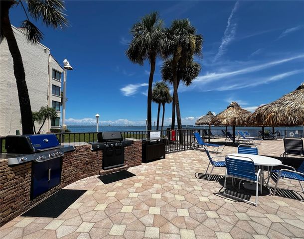 5541 LA PUERTA DEL SOL BOULEVARD S 317, St Petersburg, FL 33715