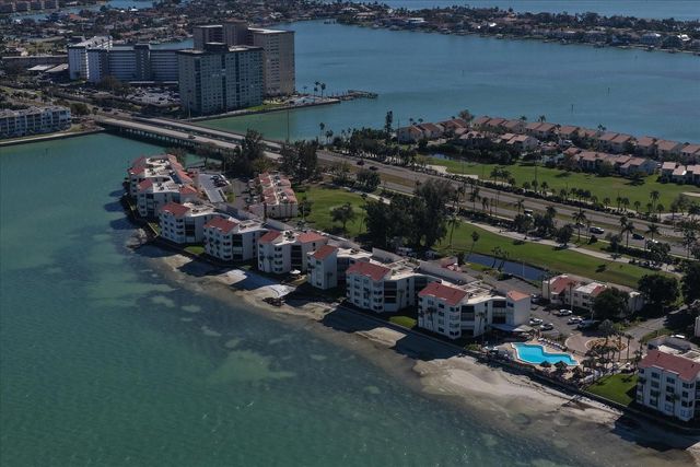 5541 LA PUERTA DEL SOL BOULEVARD S 317, St Petersburg, FL 33715