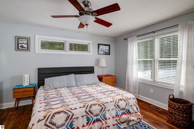 6107 Jeffrey Place, Grawn, MI 49637