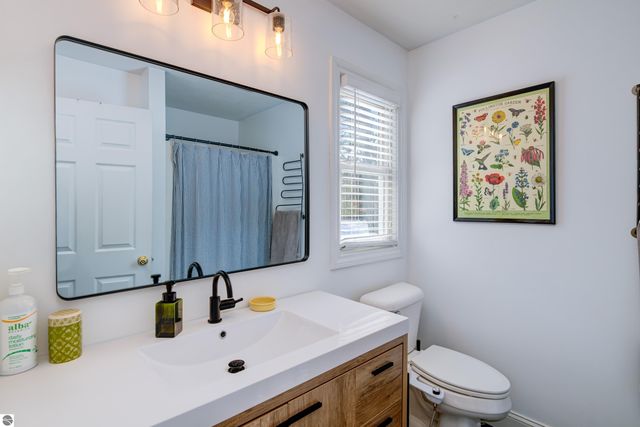 6107 Jeffrey Place, Grawn, MI 49637