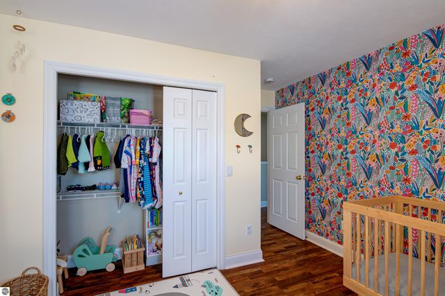 6107 Jeffrey Place, Grawn, MI 49637