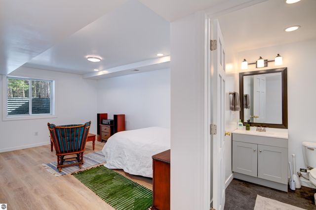 6107 Jeffrey Place, Grawn, MI 49637