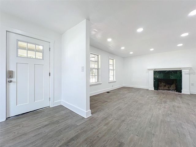 2703 S SHINE AVENUE, Orlando, FL 32806