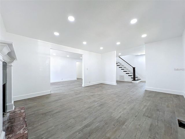 2703 S SHINE AVENUE, Orlando, FL 32806