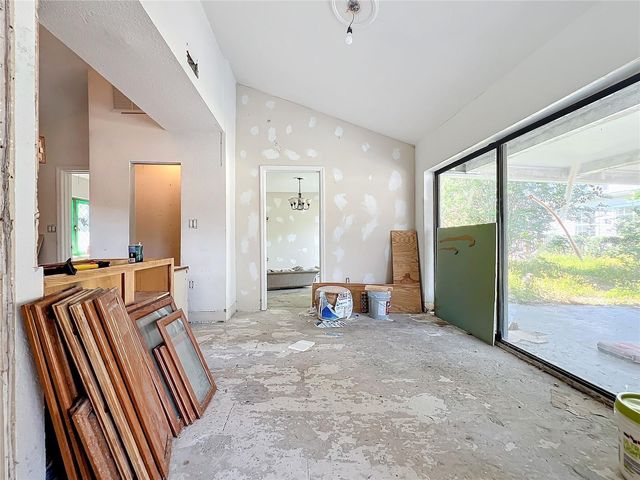 2703 S SHINE AVENUE, Orlando, FL 32806