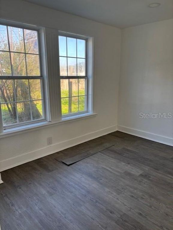 Image 13 of property listing at 2703 S SHINE AVENUE, Orlando, FL 32806