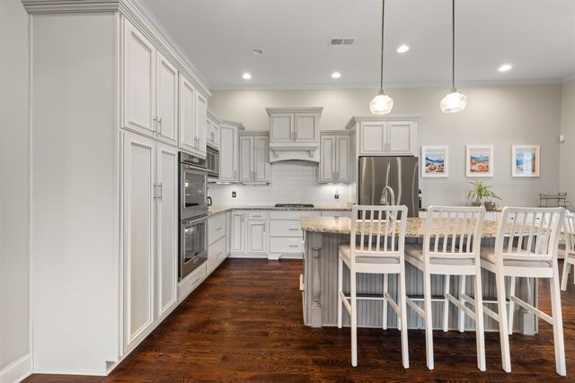 1060 TUSCARORA CV, Collierville, TN 38017