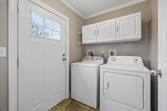 181 Duke Rd, Dickson, TN 37055