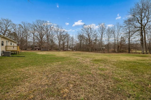 181 Duke Rd, Dickson, TN 37055