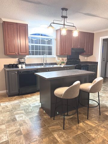 181 Duke Rd, Dickson, TN 37055