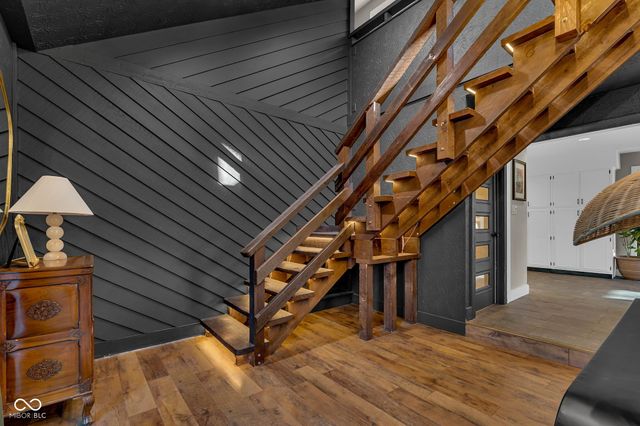 785 Pineview Drive, Zionsville, IN 46077