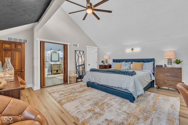 785 Pineview Drive, Zionsville, IN 46077