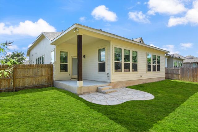 924 Centerra Hills CIR, Round Rock, TX 78665