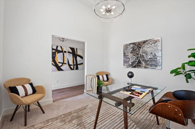 924 Centerra Hills CIR, Round Rock, TX 78665