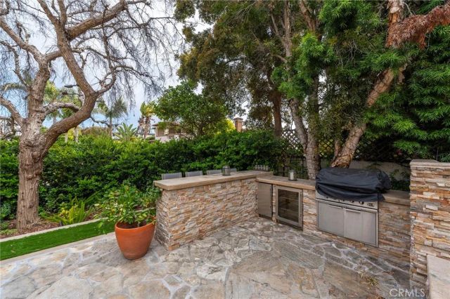 880 11th, Manhattan Beach, CA 90266