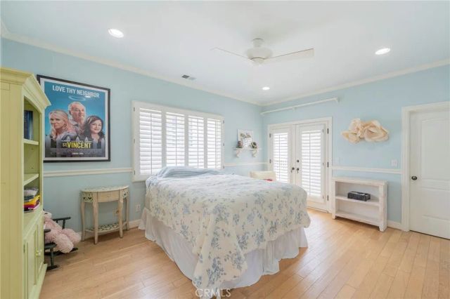 880 11th, Manhattan Beach, CA 90266