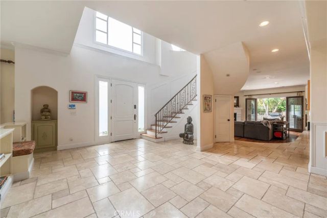 880 11th, Manhattan Beach, CA 90266