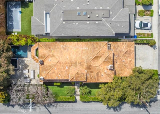 880 11th, Manhattan Beach, CA 90266