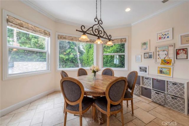 880 11th, Manhattan Beach, CA 90266