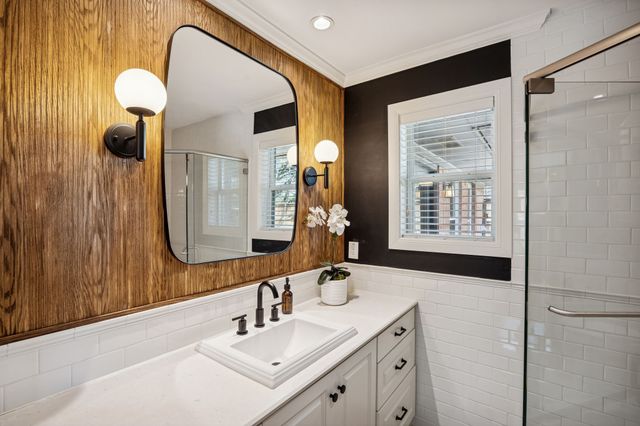 9646 Livenshire Drive, Dallas, TX 75238