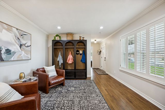 9646 Livenshire Drive, Dallas, TX 75238