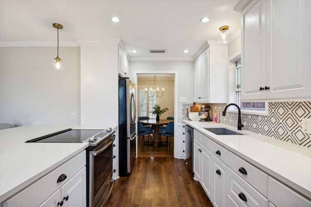 9646 Livenshire Drive, Dallas, TX 75238