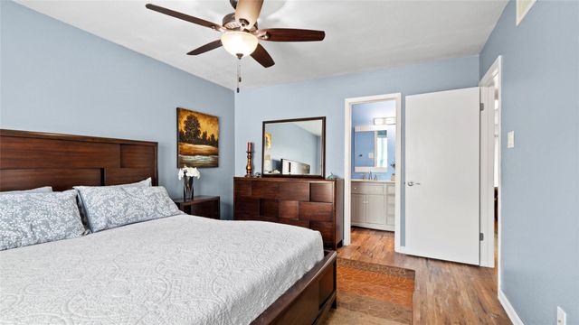 3220 69th Street D6, Galveston, TX 77551
