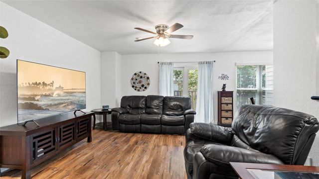 3220 69th Street D6, Galveston, TX 77551