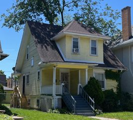 5847 W Erie Street, Chicago, IL 60644