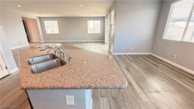 2683 Upland Dawn Court, Las Vegas, NV 89142