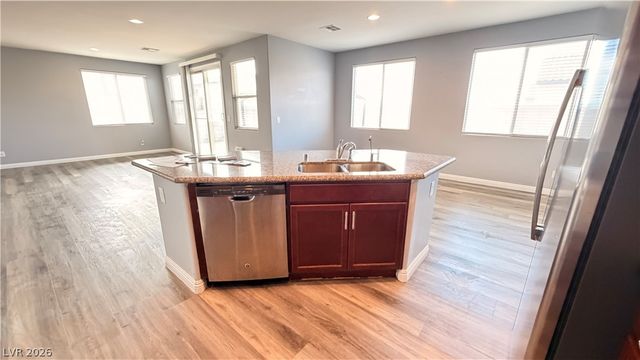 2683 Upland Dawn Court, Las Vegas, NV 89142