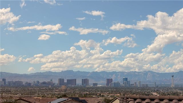 2683 Upland Dawn Court, Las Vegas, NV 89142