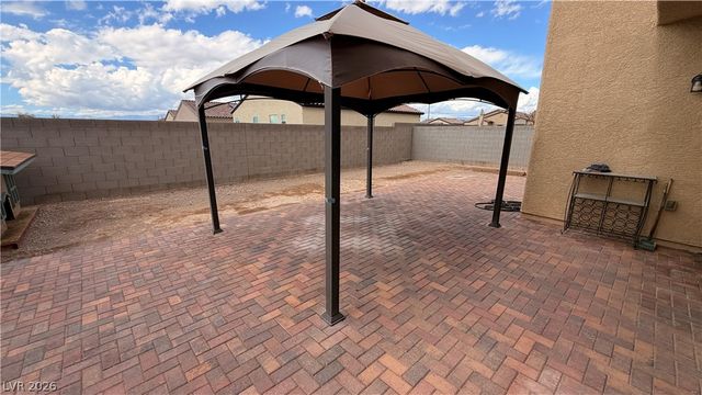 2683 Upland Dawn Court, Las Vegas, NV 89142