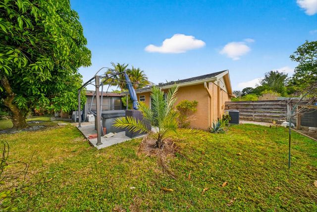 849 Camellia Drive, Royal Palm Beach, FL 33411