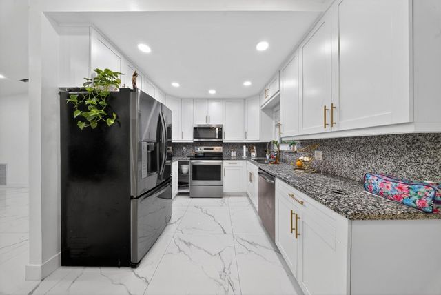 849 Camellia Drive, Royal Palm Beach, FL 33411